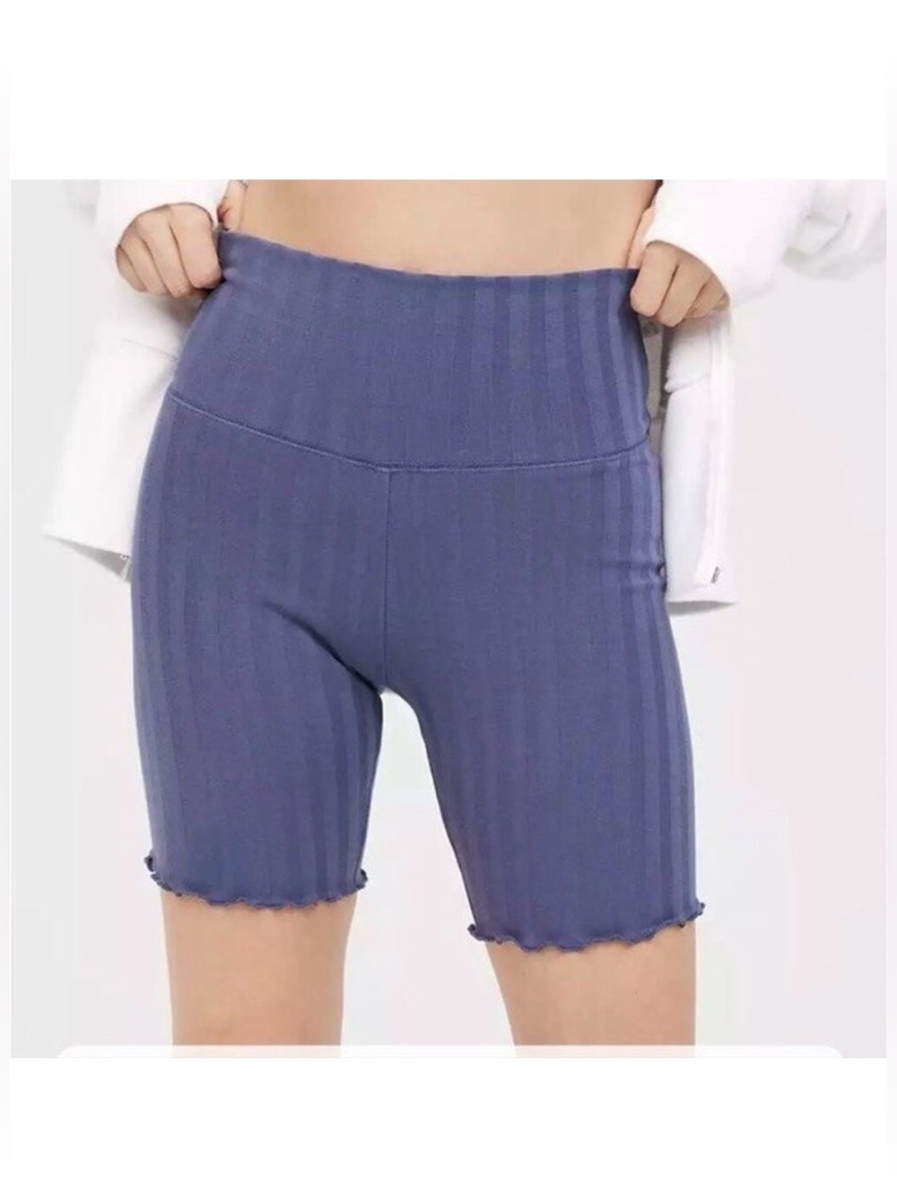 Offline by Aerie OG groove 7” high rise bike shorts